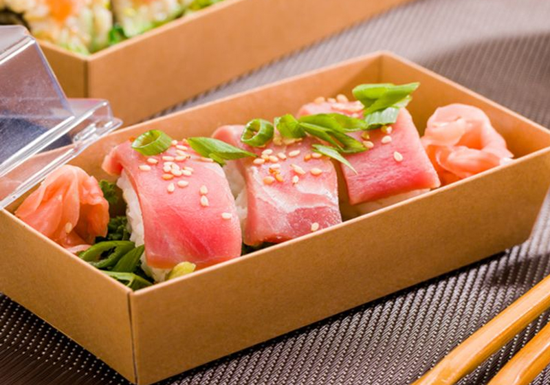 Jednorazová biologicky odbúrateľná sushi papierová krabička